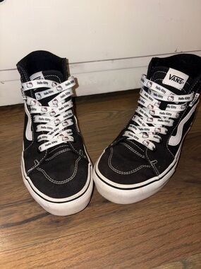 Platform Hi-Top Vans with Hello Kitty Laces